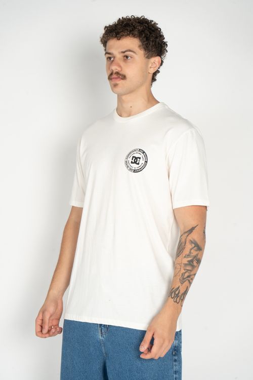 Camiseta DC Shoes M/C Dc Corpo Fb Snow White