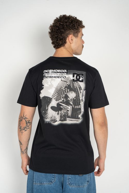 Camiseta DC Shoes M/C Whereabouts Preto