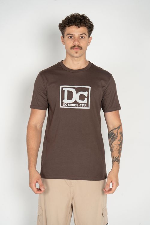 Camiseta DC Shoes M/C Dc Star Marrom Escuro