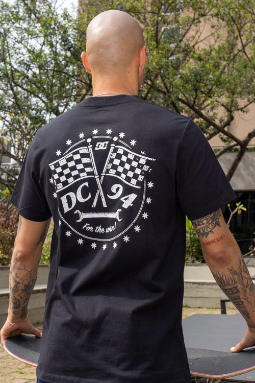 Camiseta DC Shoes M/C For The Win Preto