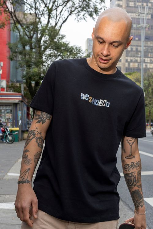 Camiseta DC Shoes M/C Iron Skull Preto