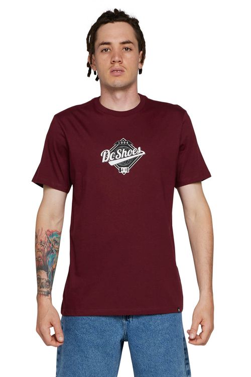Camiseta DC Shoes M/C World Champ Bordo