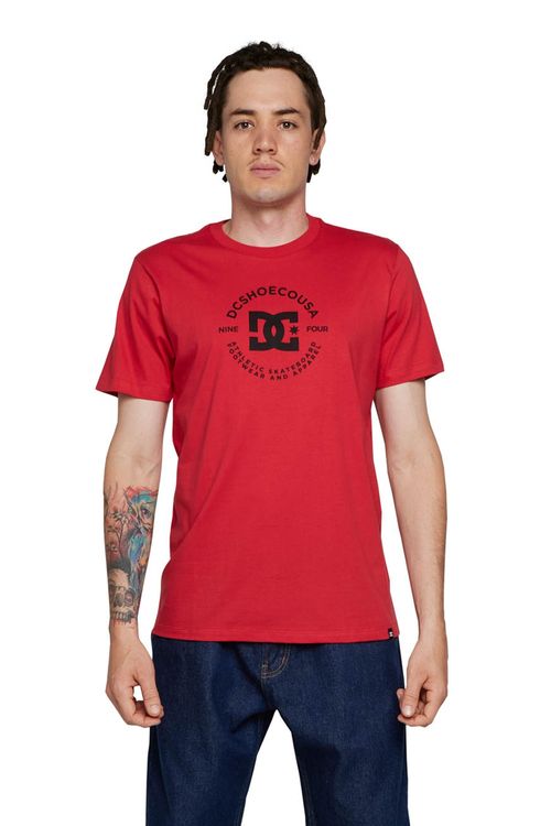 Camiseta DC Shoes M/C Star Pilot Color Vermelho